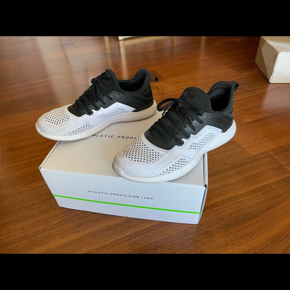 Apl: Athletic Propulsion Labs Techloom Tracer Sne… - image 1